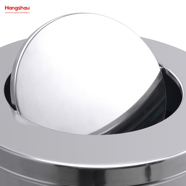 صناديق قمامة الكافتيريا 90 لتر، غطاء متأرجح من الفولاذ المقاوم للصدأ، سلة المهملات، سلة المهملات، غطاء متأرجح مستدير من الفولاذ المقاوم للصدأ (مع دلو داخلي) في الهواء الطلق، شارع المجتمع على جانب الطريق 